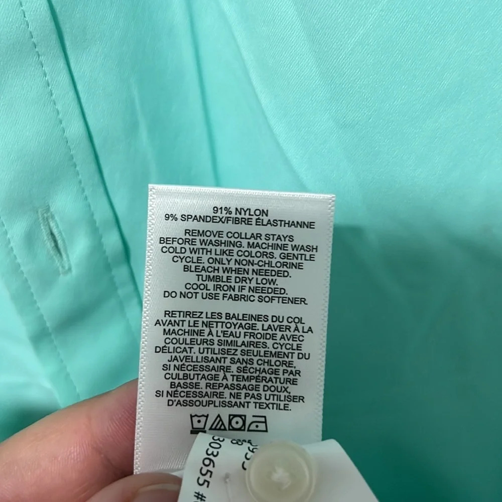 NWT Express Performance Extra Slim Torques Button… - image 6